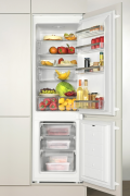 BK316.3 - Beépített fagyasztós hűtőszekrény